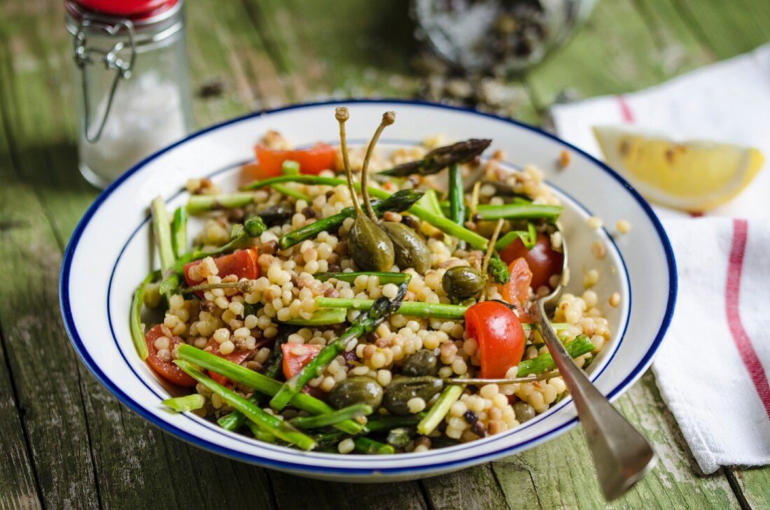 Fregola salad with vegetables