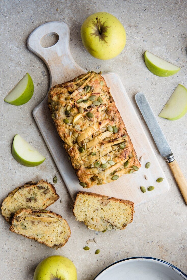 Savoury apple, cheese and walnut bread, sliced (seen from above)