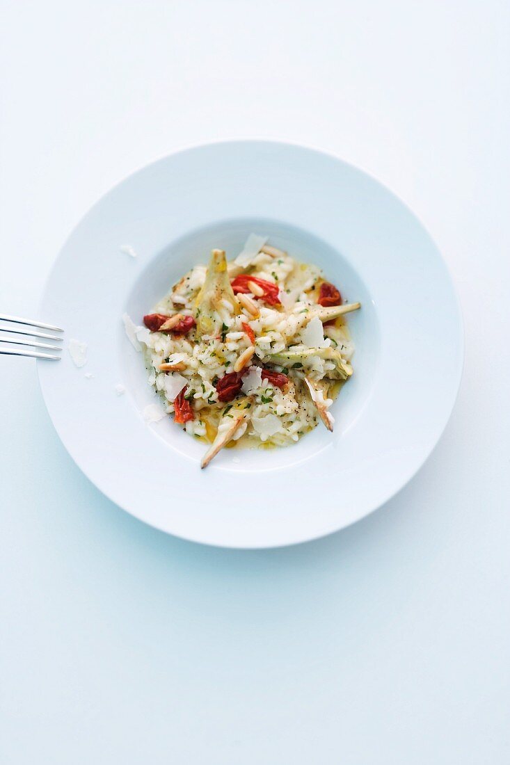 Risotto with artichokes and tomatoes