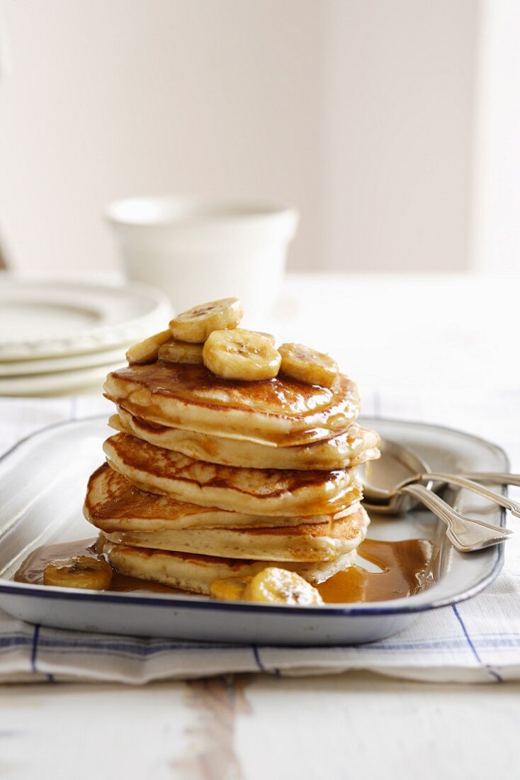 Banana Pancakes with Caramel Syrup