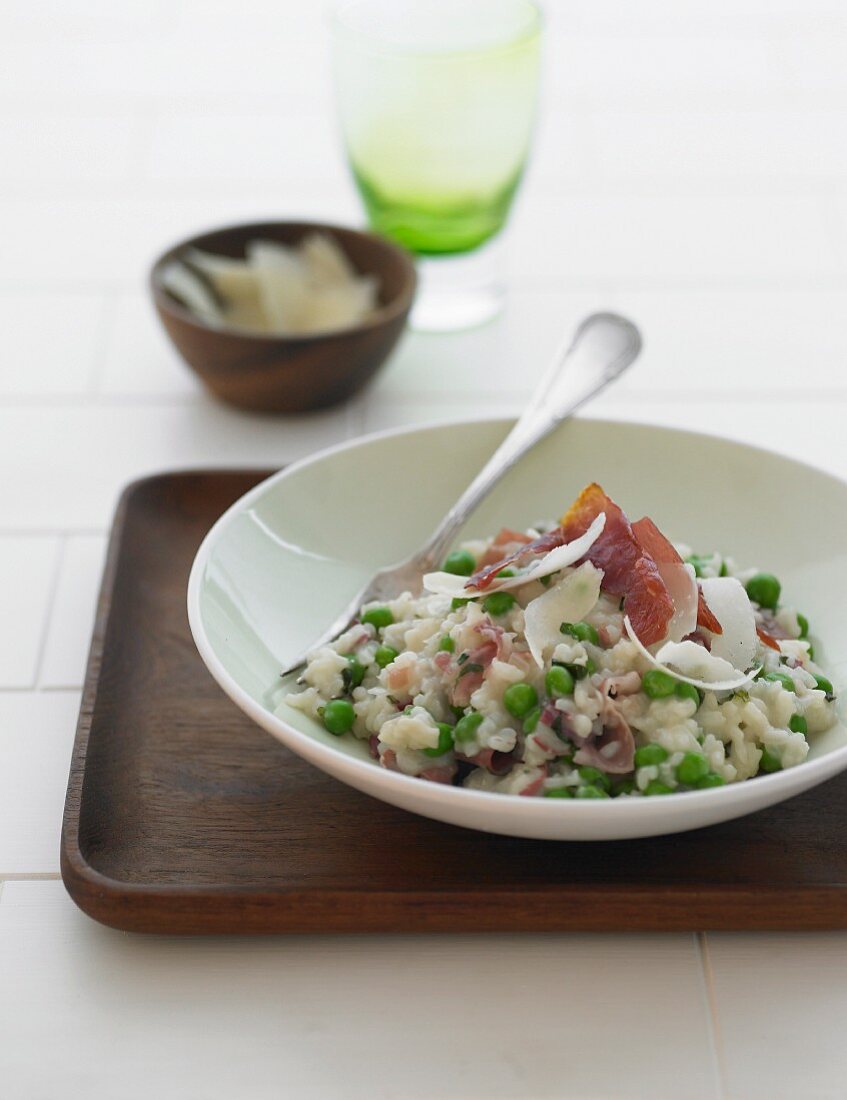 Risotto mit Prosciutto und Erbsen