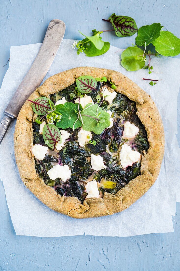 Herb quiche with chlorella and labneh