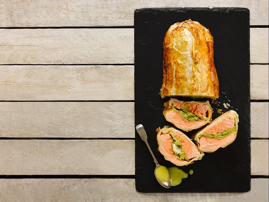 Salmon baked in pastry with leeks and lemongrass