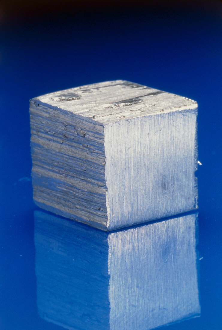 Block of aluminium metal