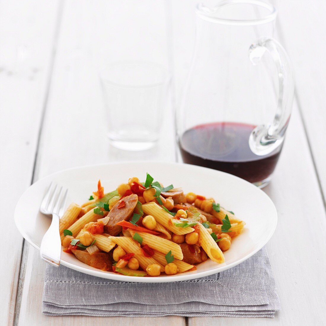 Pasta with Vegetables, Sausages and chickpeas