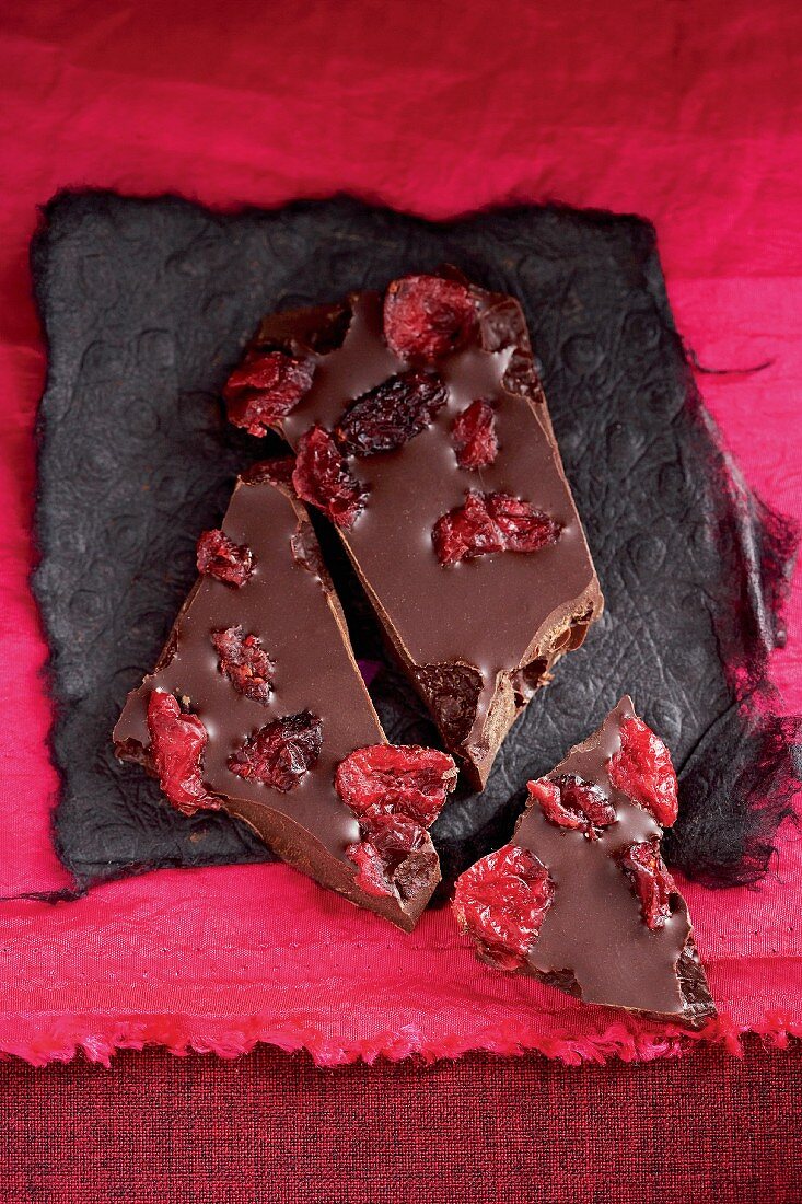 Dark chocolate with dried cranberries