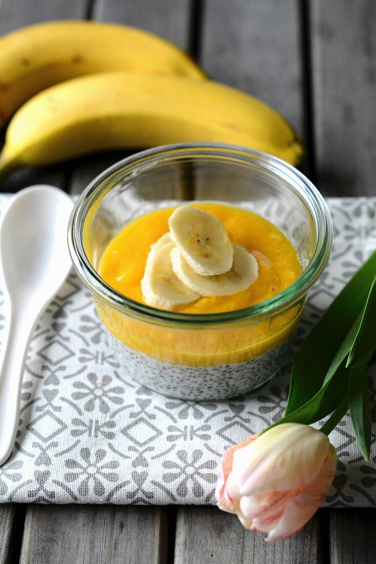 Chiapudding mit Bananen