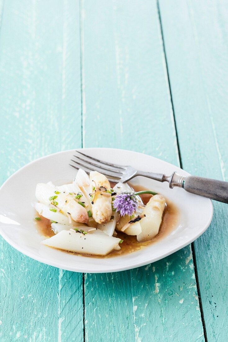 Spargelsalat mit Trüffel