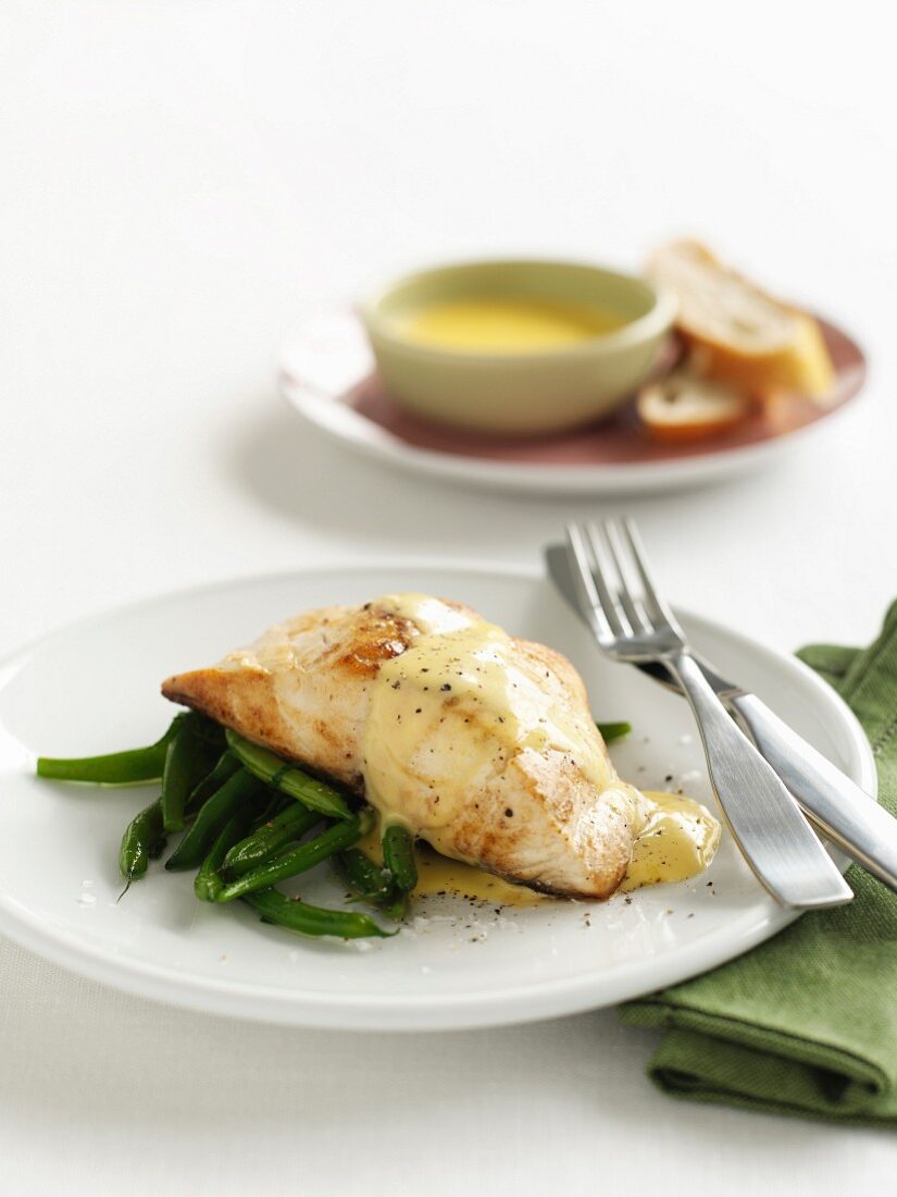 Pan-Fried Fish with Beans and Hollandaise Sauce