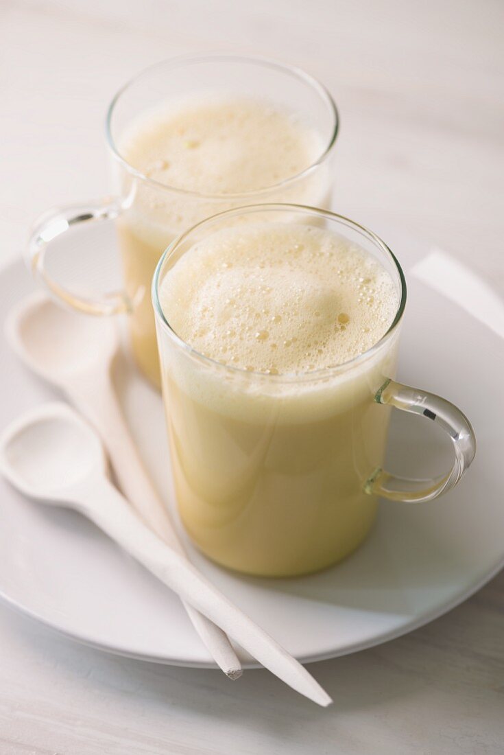 Golden milk (a drink made with turmeric, almond milk and coconut oil)