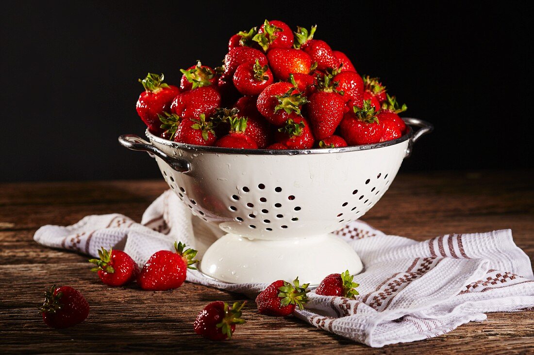 Erdbeeren im Fussseiher