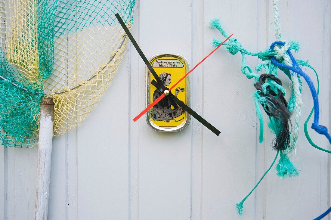 DIY clock made from sardine cans