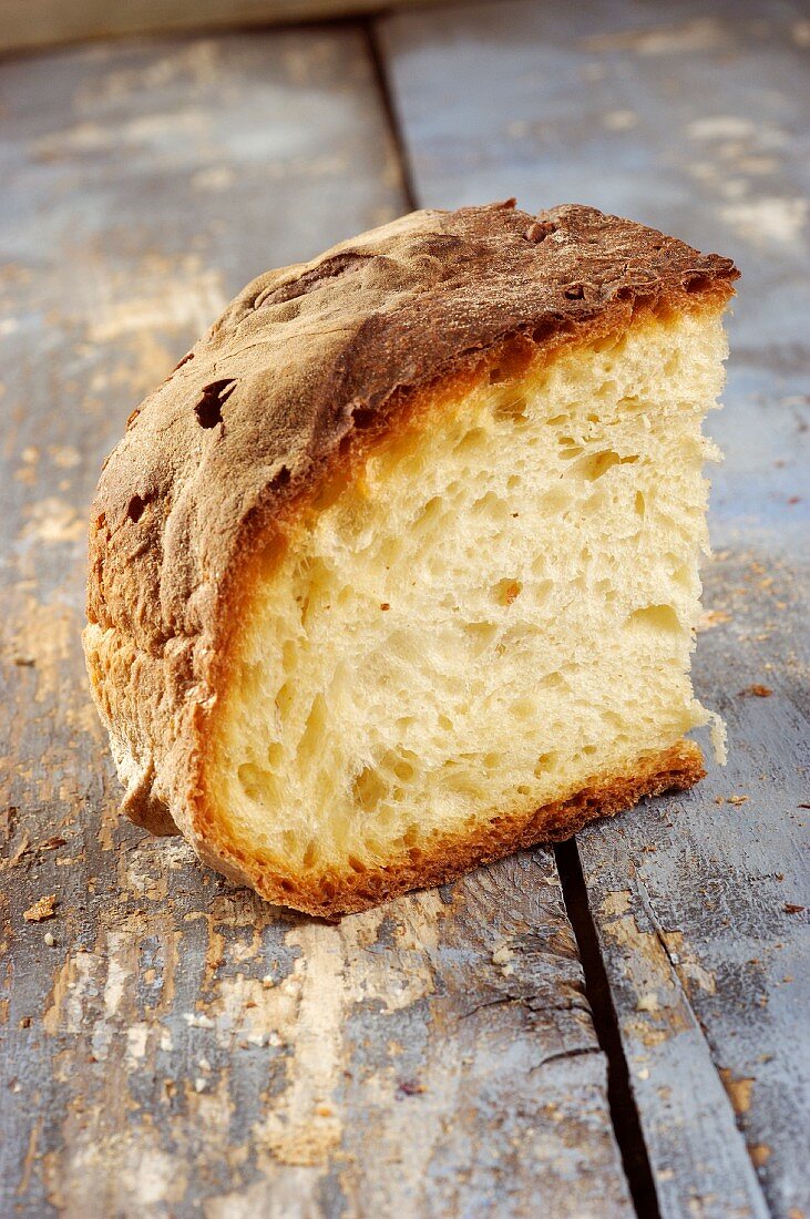 Pane di Matera (white bread made from durum wheat, Italy)