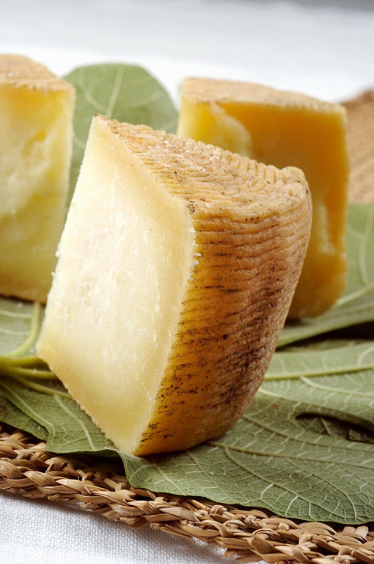 Pecorino di Laticauda Sannita (Schafskäse aus Kampanien, Italien)