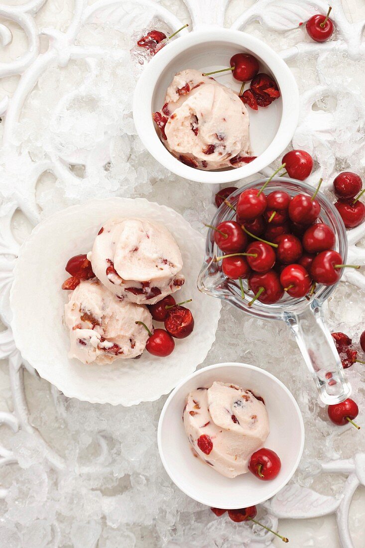 Frozen vanilla and cherry yogurt ice cream