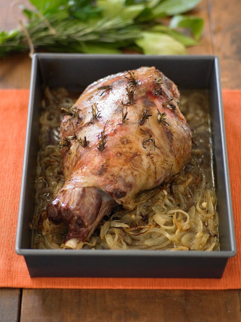 French Roast Lamb with Onions in White Wine