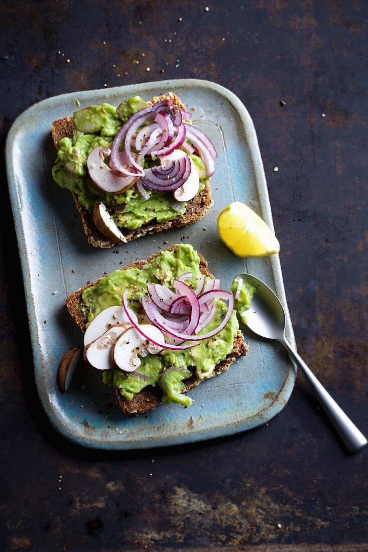 Wholemeal bread topped with avocado and mushroom tartare