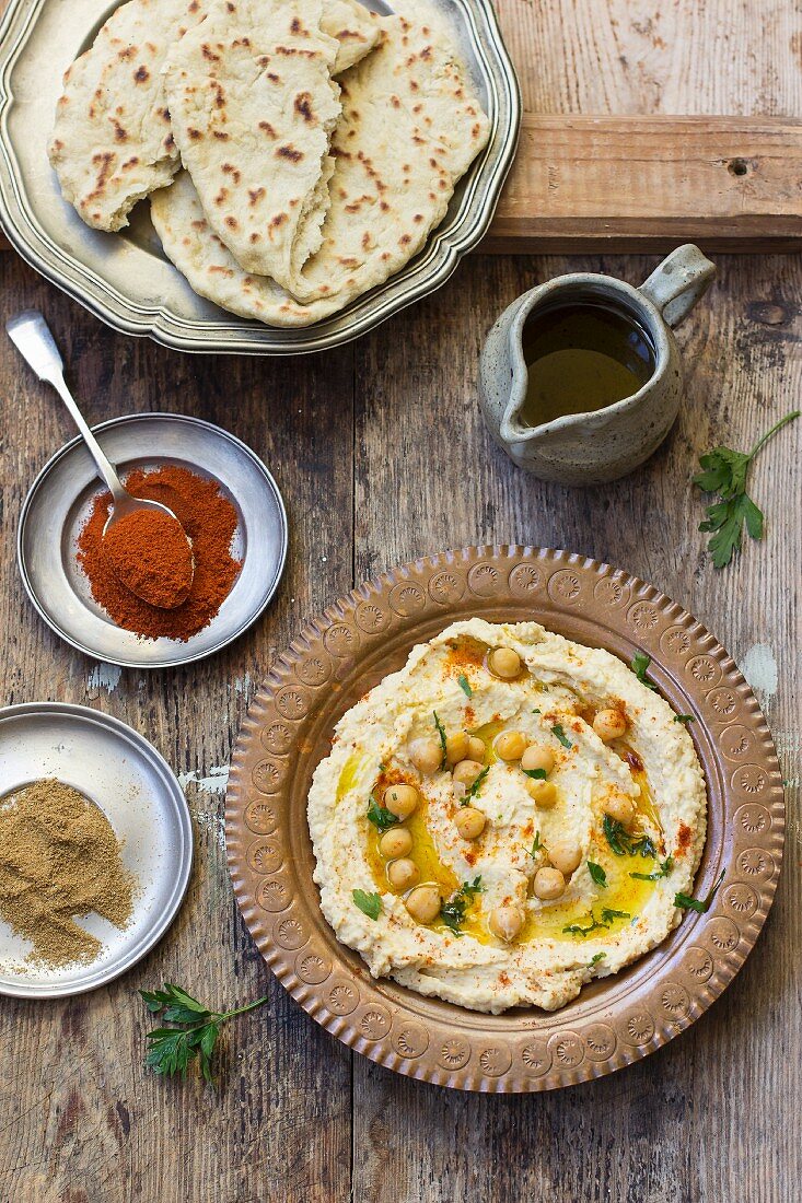 Hummus and unleavened bread