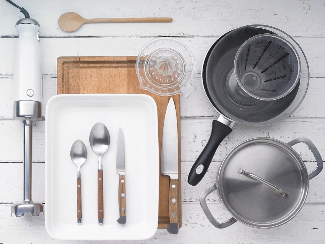 Kitchen utensils for preparing vegetables