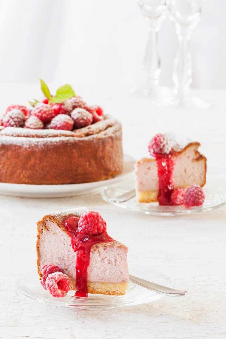 Käsekuchen mit Himbeeren