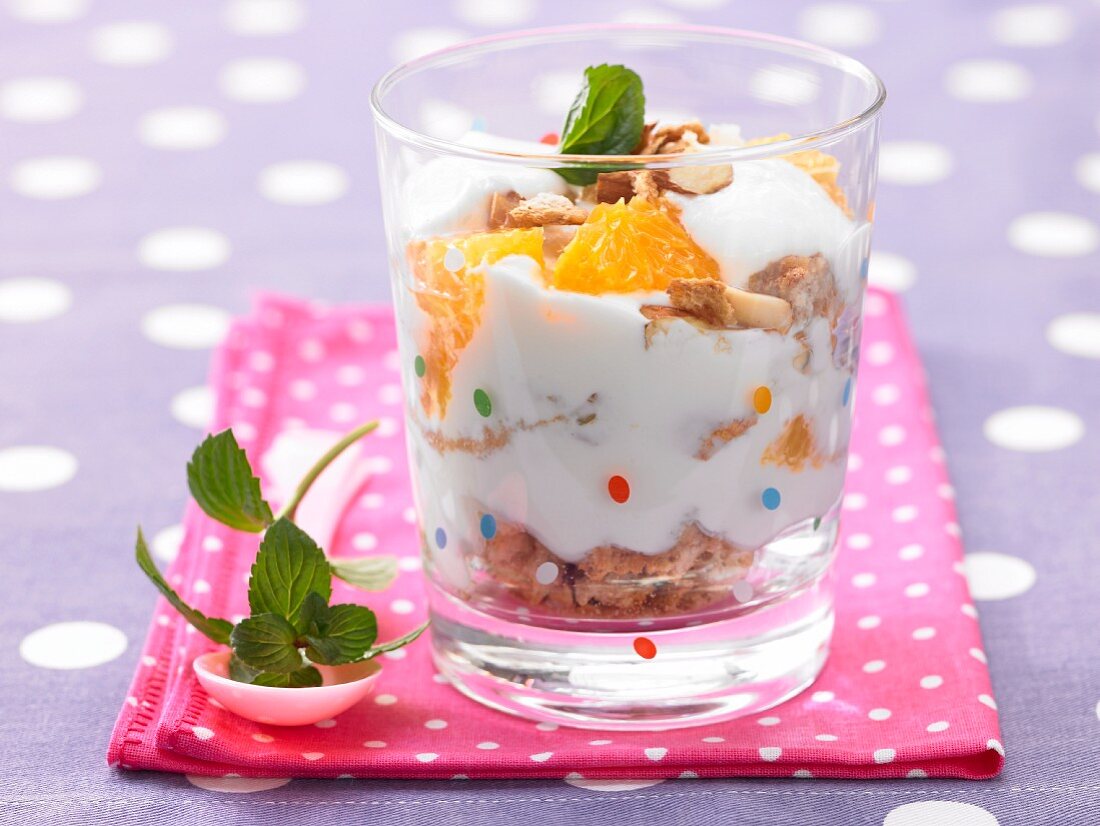 Orange cream with honey and roasted nuts