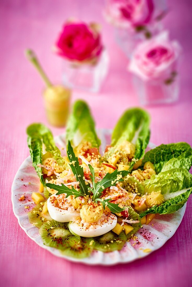 Cos lettuce with crab meat and fresh fruit