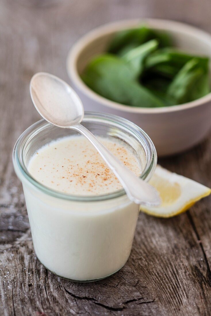 Lemon and cauliflower soup