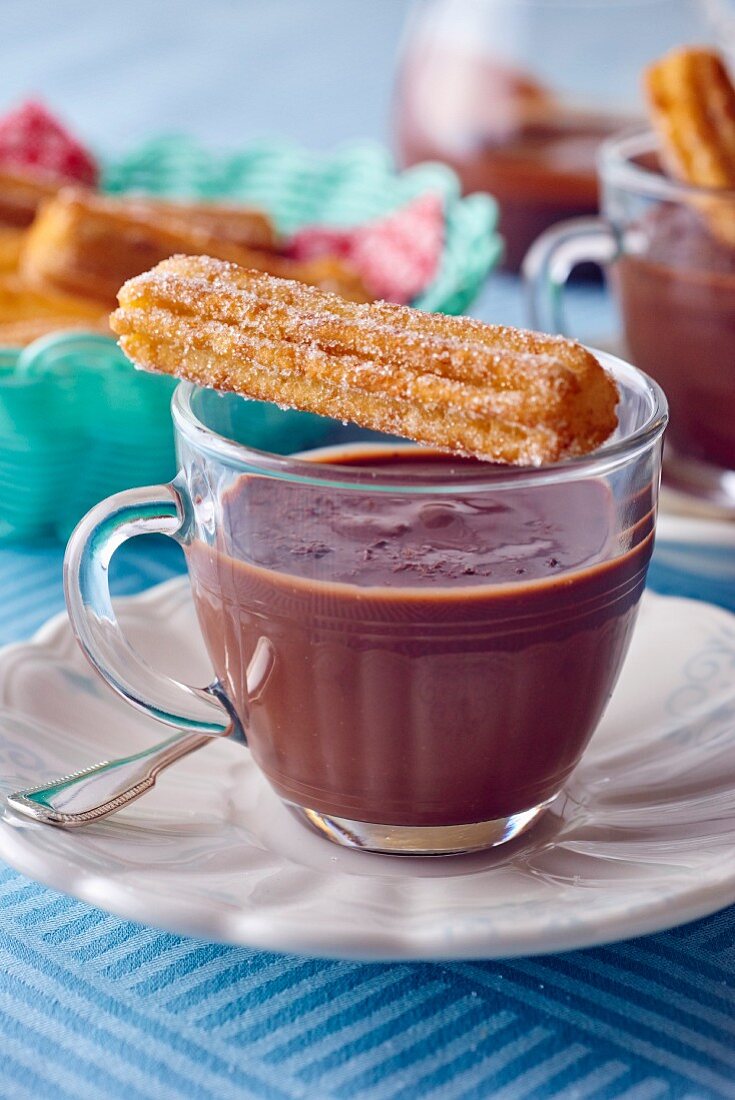 Churros mit heißer Schokolade