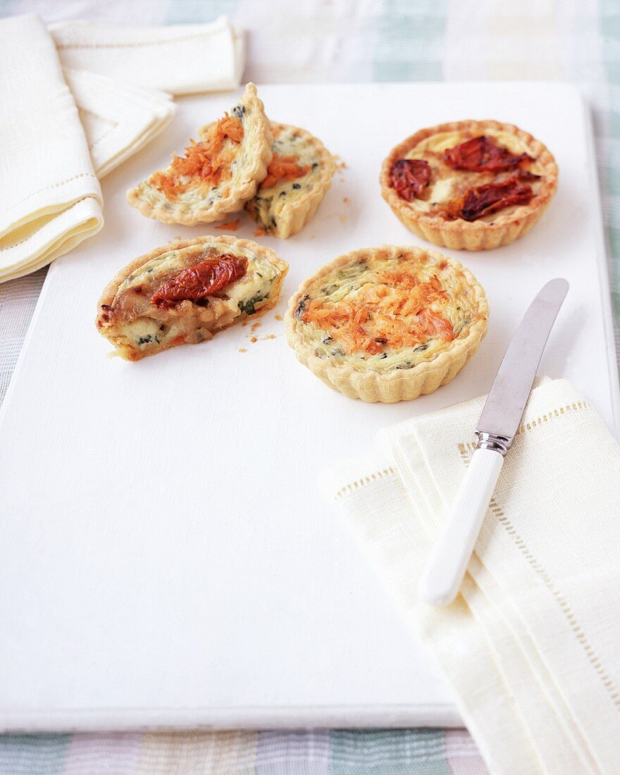 Various spicy tartlets