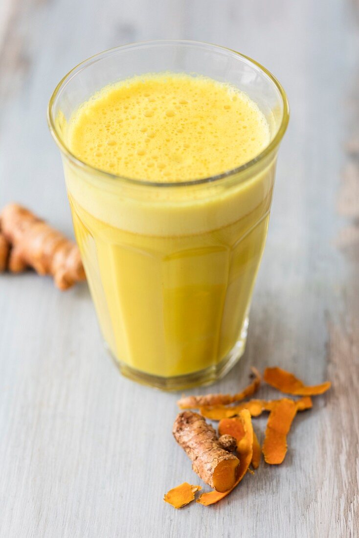 Golden milk smoothie