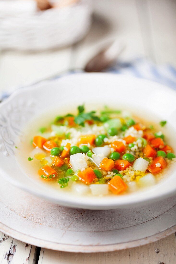 Vegetable soup with millet