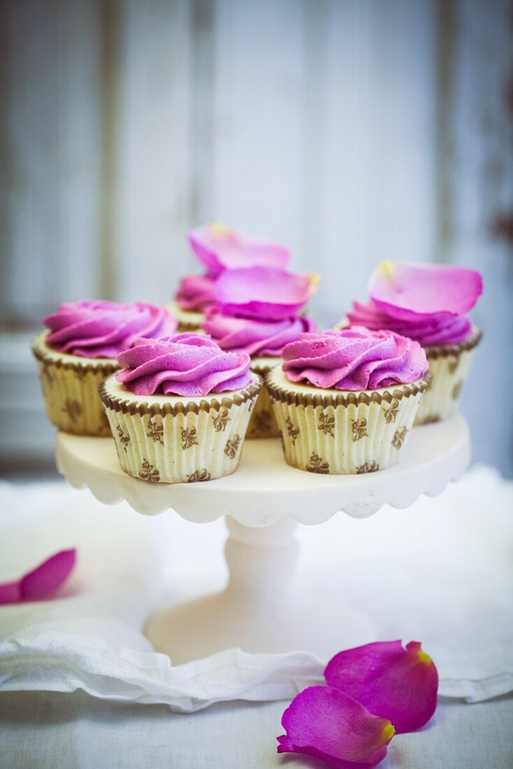 Rosa Cupcakes zum Valentinstag