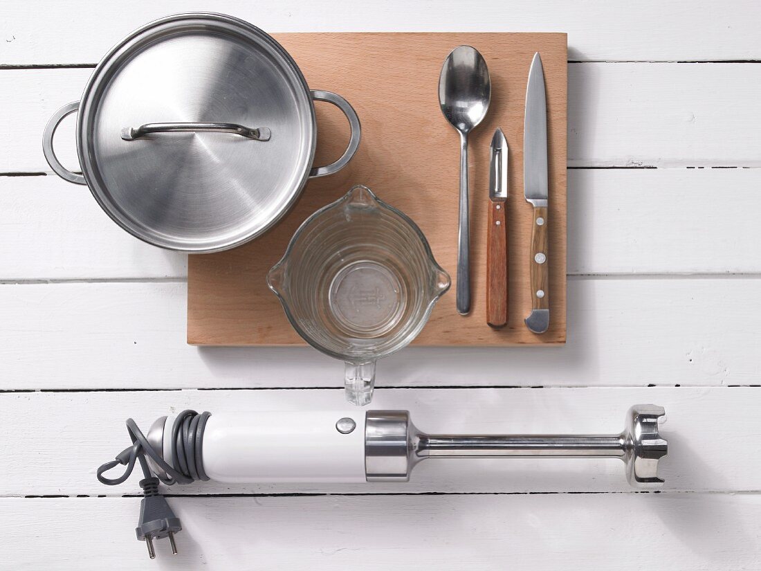Kitchen utensils for preparing baby food