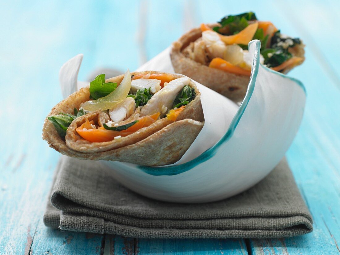 Wraps mit Brennessel und Hähnchen