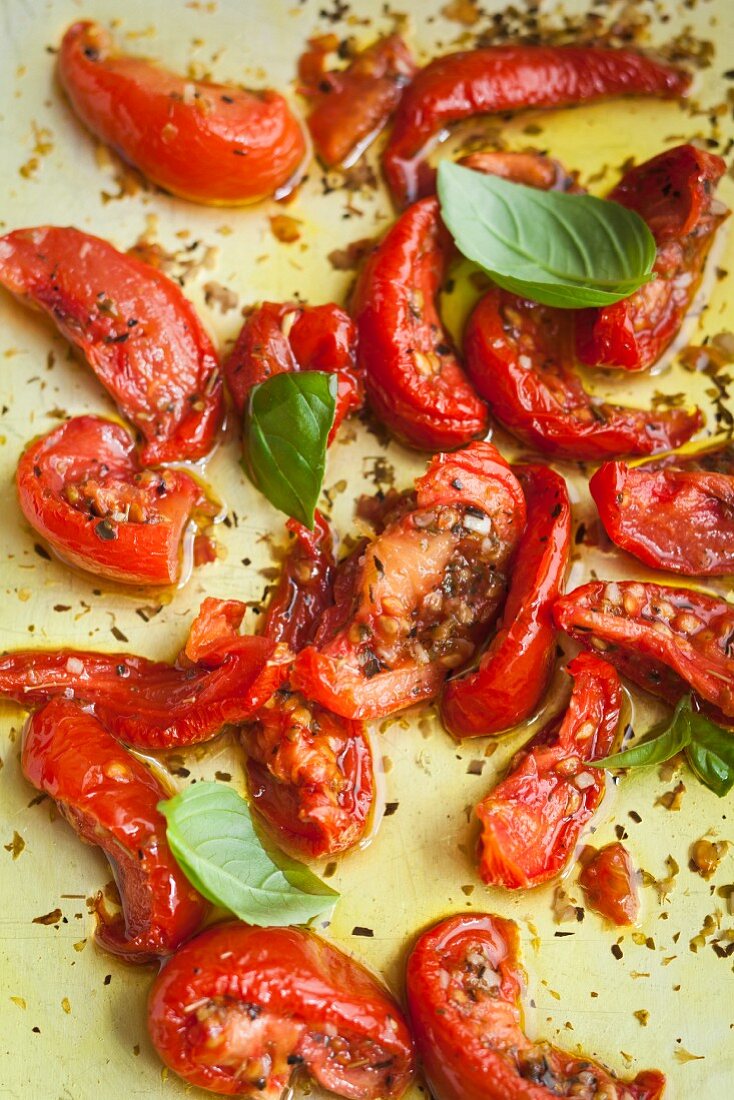 Dried tomatoes in olive oil
