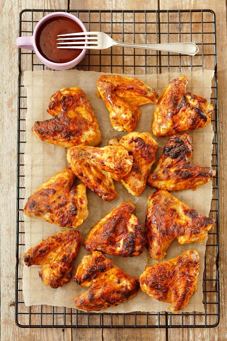 Barbecue chicken wings with a yoghurt marinade