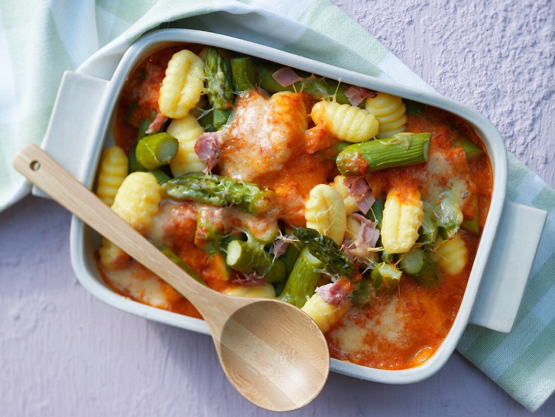 Gnocchi-Spargel-Auflauf mit Schinken