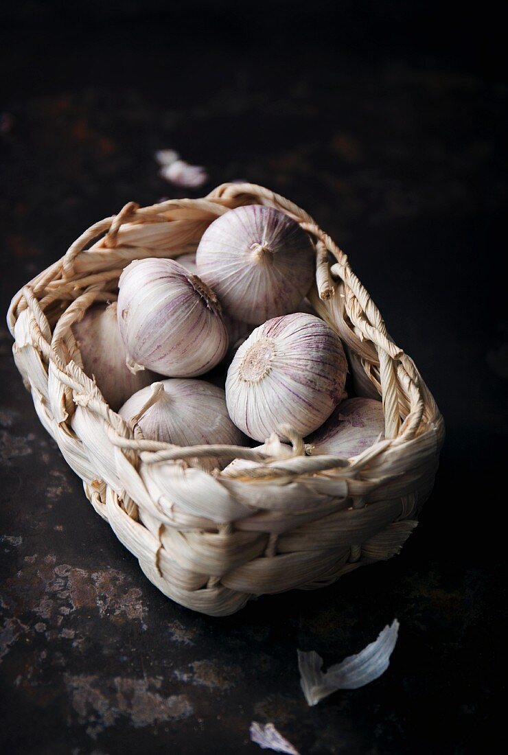 Fresh garlic in a basket