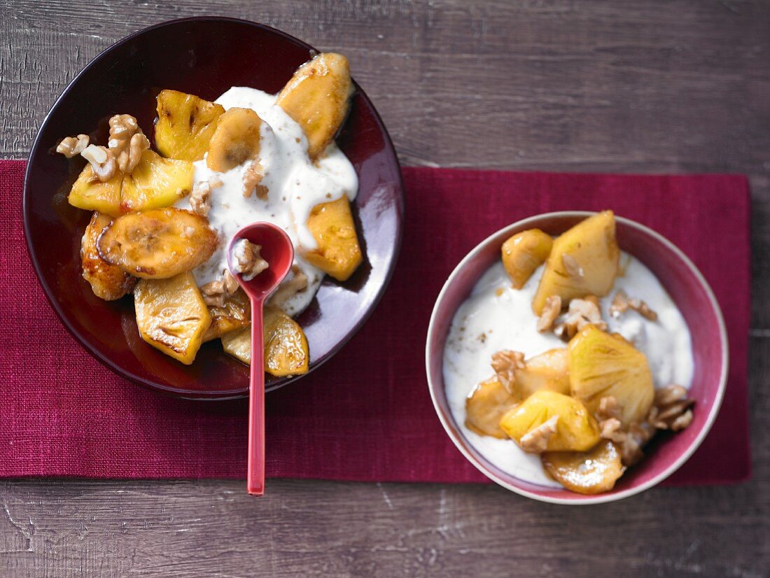 Pineapple yoghurt with banana and walnuts