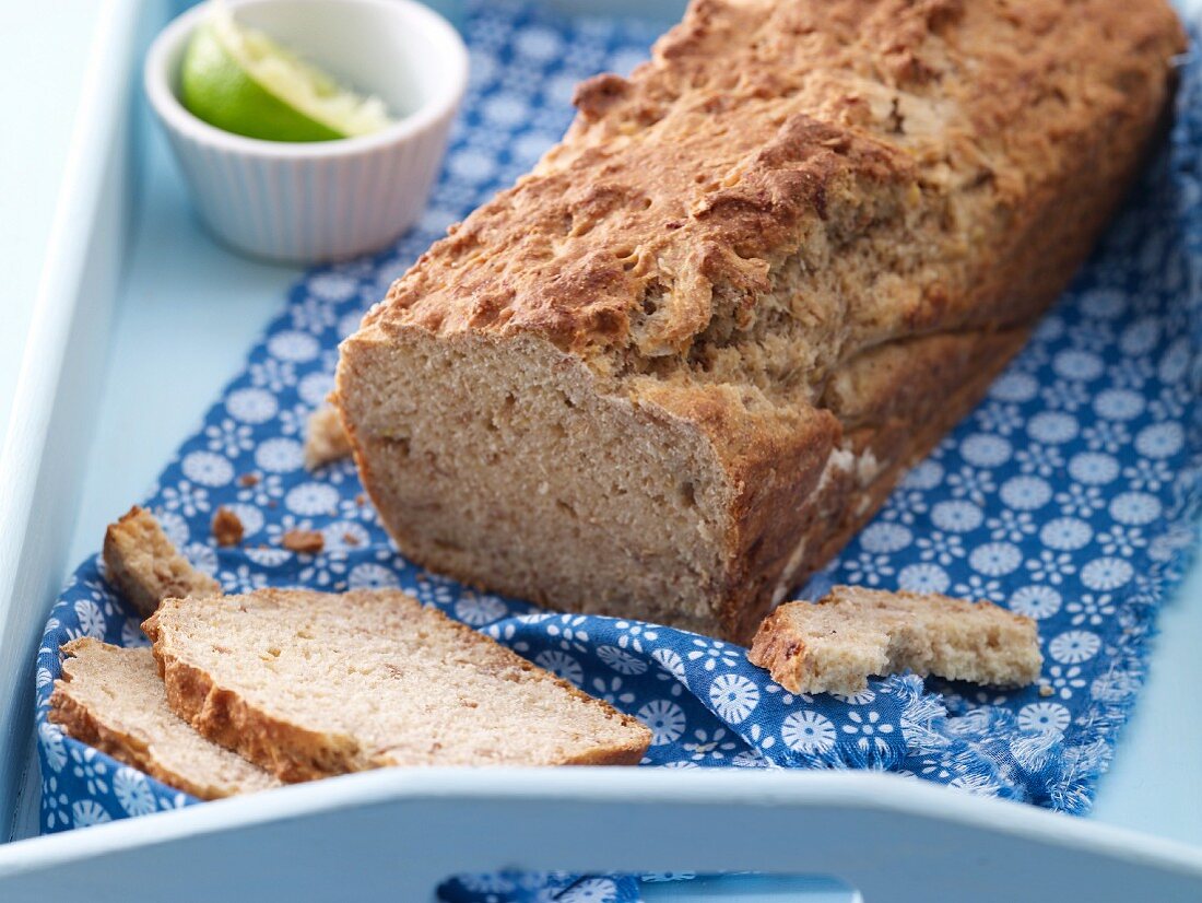 Buttermilk bread with banana and honey