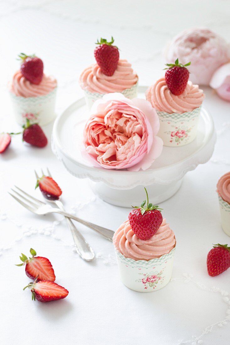 Erdbeer-Joghurt-Cupcakes