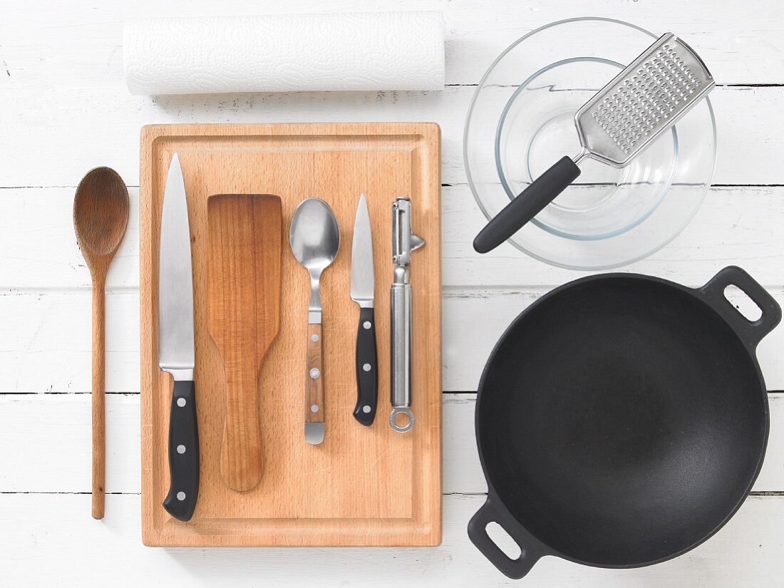 Assorted cooking utensils for wok dishes