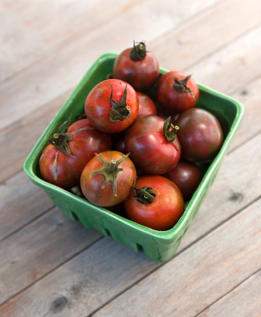 Heirloom cherry tomatoes in a ceramic dish
