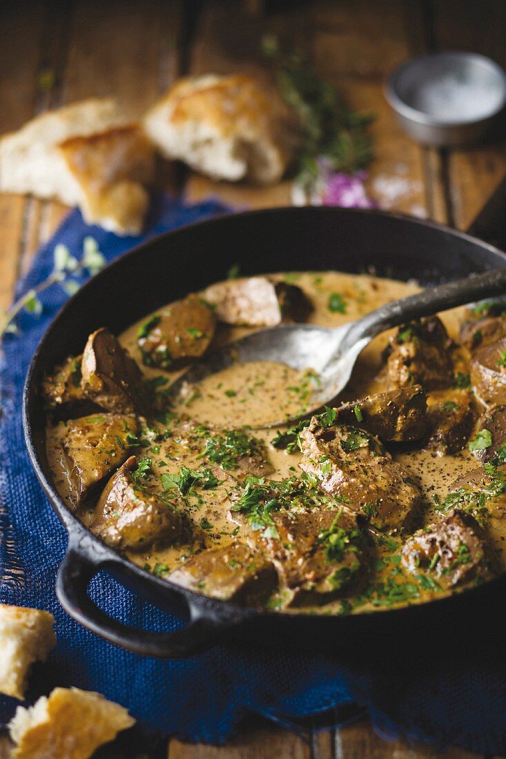 Liver of lamb with sherry & cream sauce