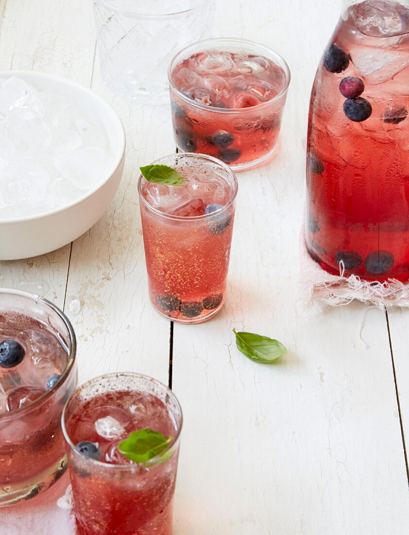 Refreshing driinks with berries