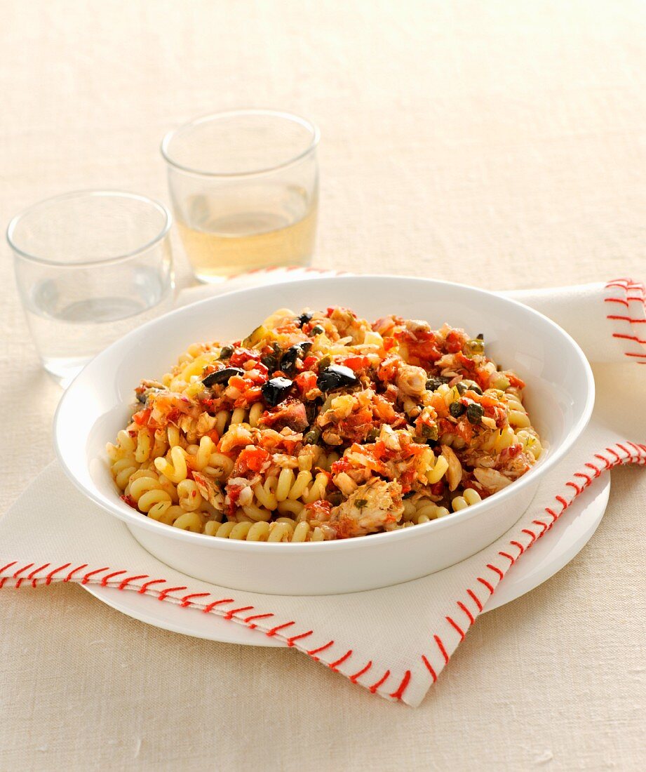 Fusilli mit Makrele und Zitrone