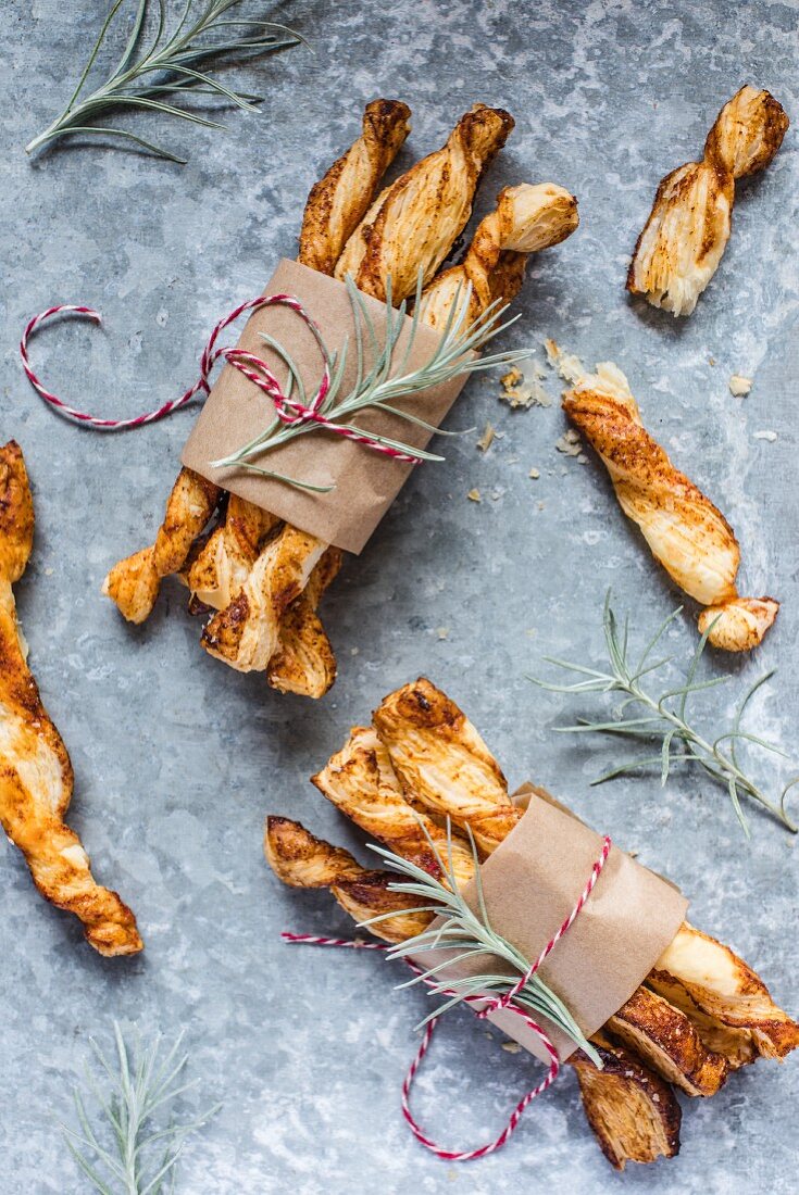 Puff pastry straws with smoked paprika and maple syrup for Christmas