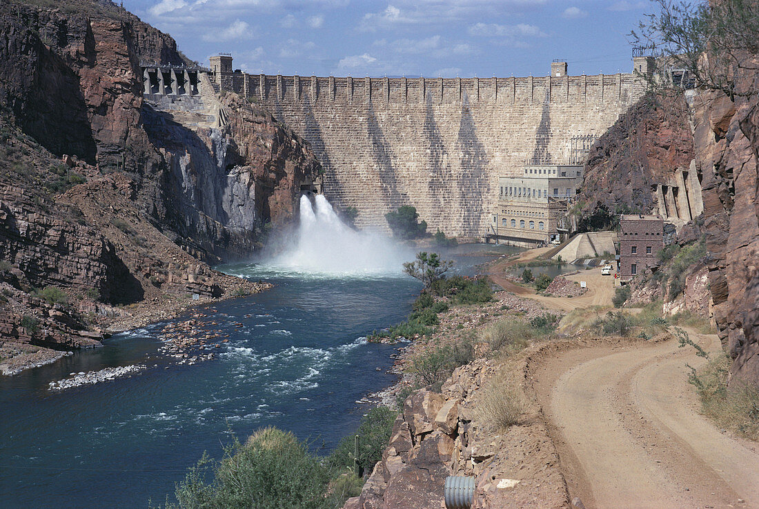 Roosevelt dam
