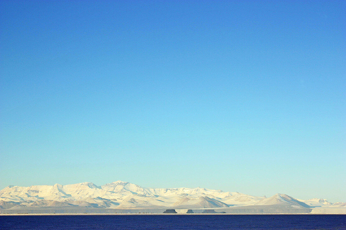 Trans Antarctic Mountains w Mirages