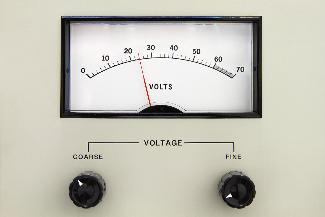 Analogue voltage indicator